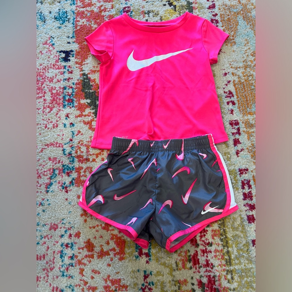 Toddler Nike 3T Shirt and Short Set